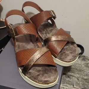 Brown and bronze sandals NWOT never worn